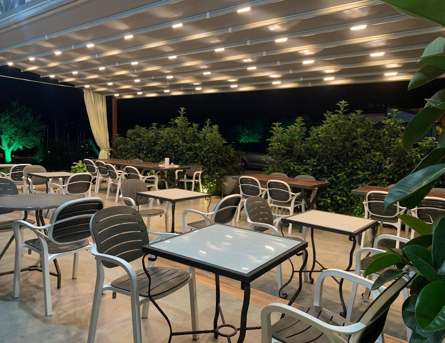 Vila Marjana Sarande Exterior photo